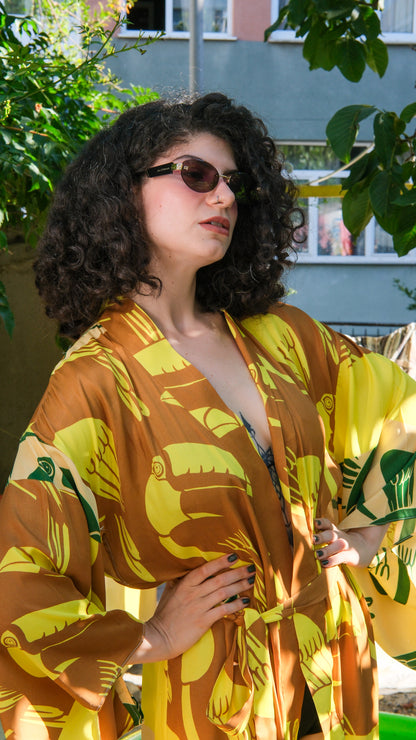 Sun Salutation – Sarı Tropik Desenli Uzun Kimono